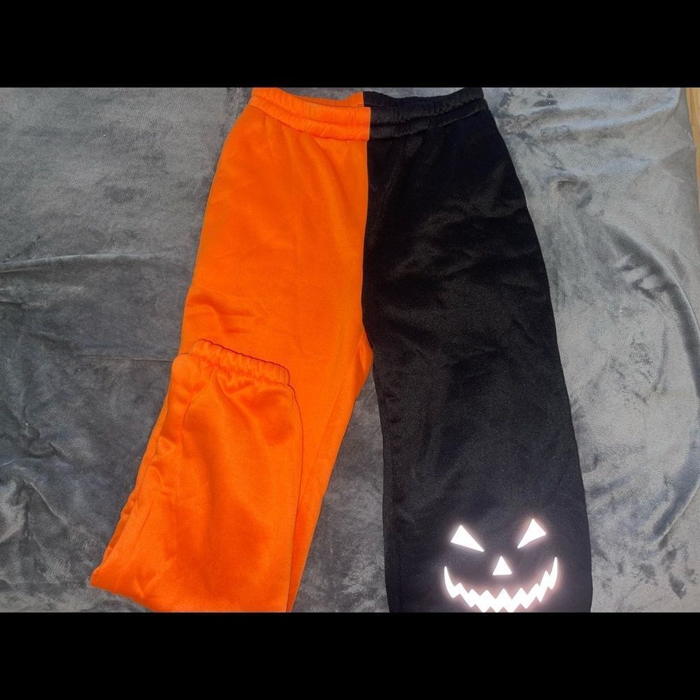 Halloween jack-o-lantern joggers